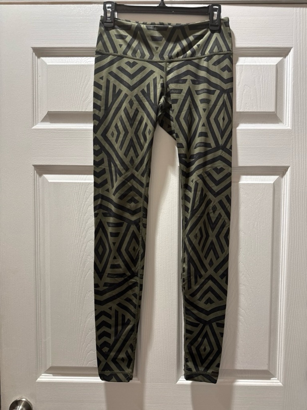 LULULEMON Wunder Under Tribal Aztec Print Full Length Leggings size 6